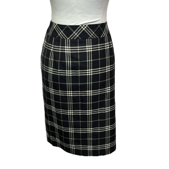 Brooks Brothers Plaid Wrap Skirt - Picture 3 of 5